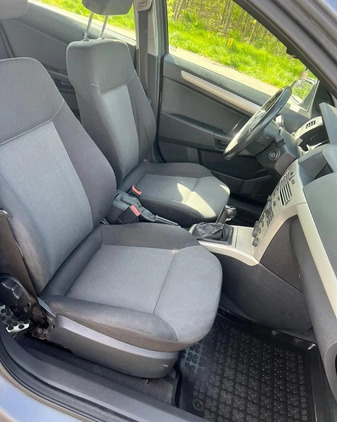 Skoda Superb cena 34900 przebieg: 260000, rok produkcji 2014 z Łobez małe 436